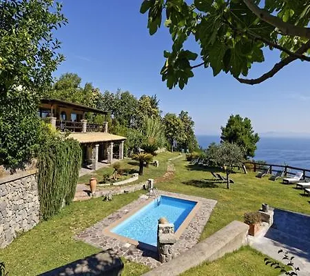 Farm stay Pera Di *